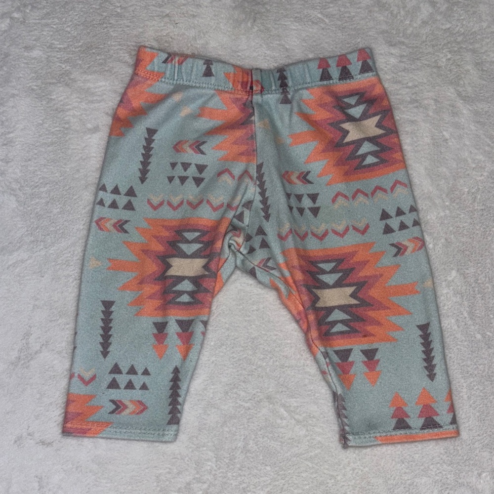 Ollie Jones Trendy Geometric Leggings